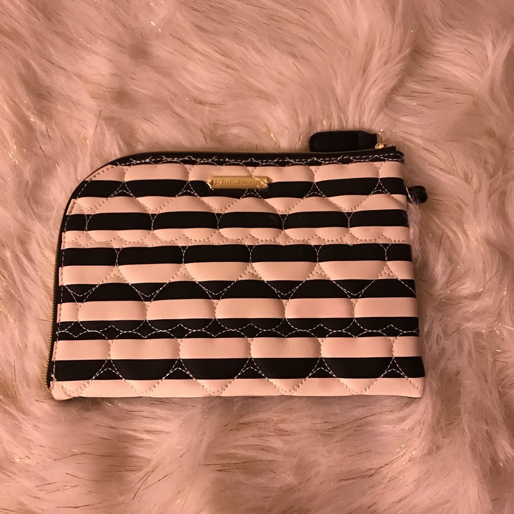NWOT Betsey Johnson Clutch